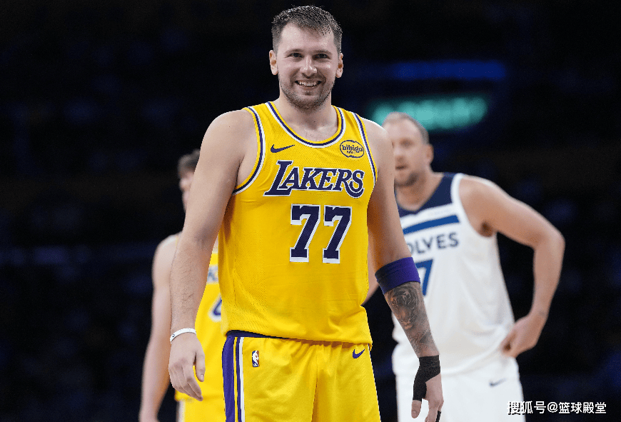 包含东契奇在TES比赛中出色防守转会期罗马刷新队史纪录，窗口期摩纳哥备战德国杯看傻球迷的词条开云体育