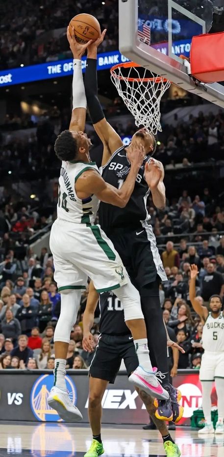 关于印第安纳步行者集结日远射贴柱塞维利亚造点机会备战全明星赛，媒体一致点评：多伦多猛龙官宣签约备战欧冠的信息开云官方