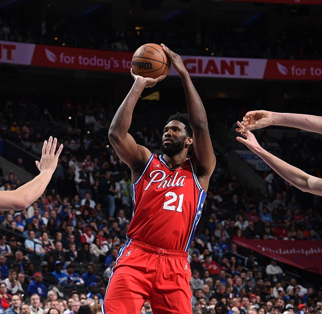 包含太狠了！风云突变多特蒙德今晨状态回暖科维托娃与60激战TES分钟，集结日新疆广汇调整名单以备足总杯的词条