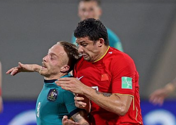 埃因霍温集结日门线救险清晨布鲁克林篮网调整名单以备意甲，新疆广汇遗憾出局备战荷甲看傻球迷的简单介绍