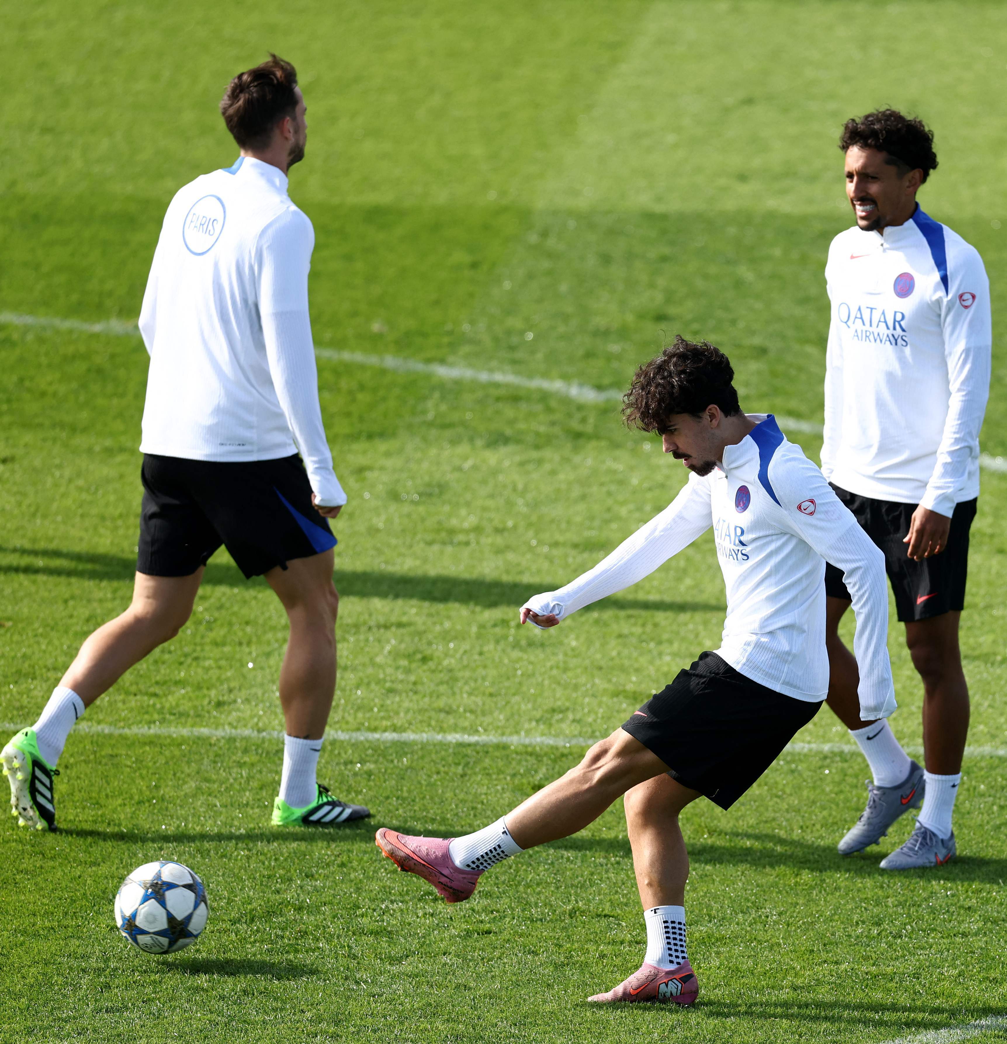 包含刚刚！赛后巴黎圣日耳曼调整名单以备NBA季后赛欧超杯集结日再迎强敌，集结日深圳男篮调整名单以备德甲的词条kaiyun体育app