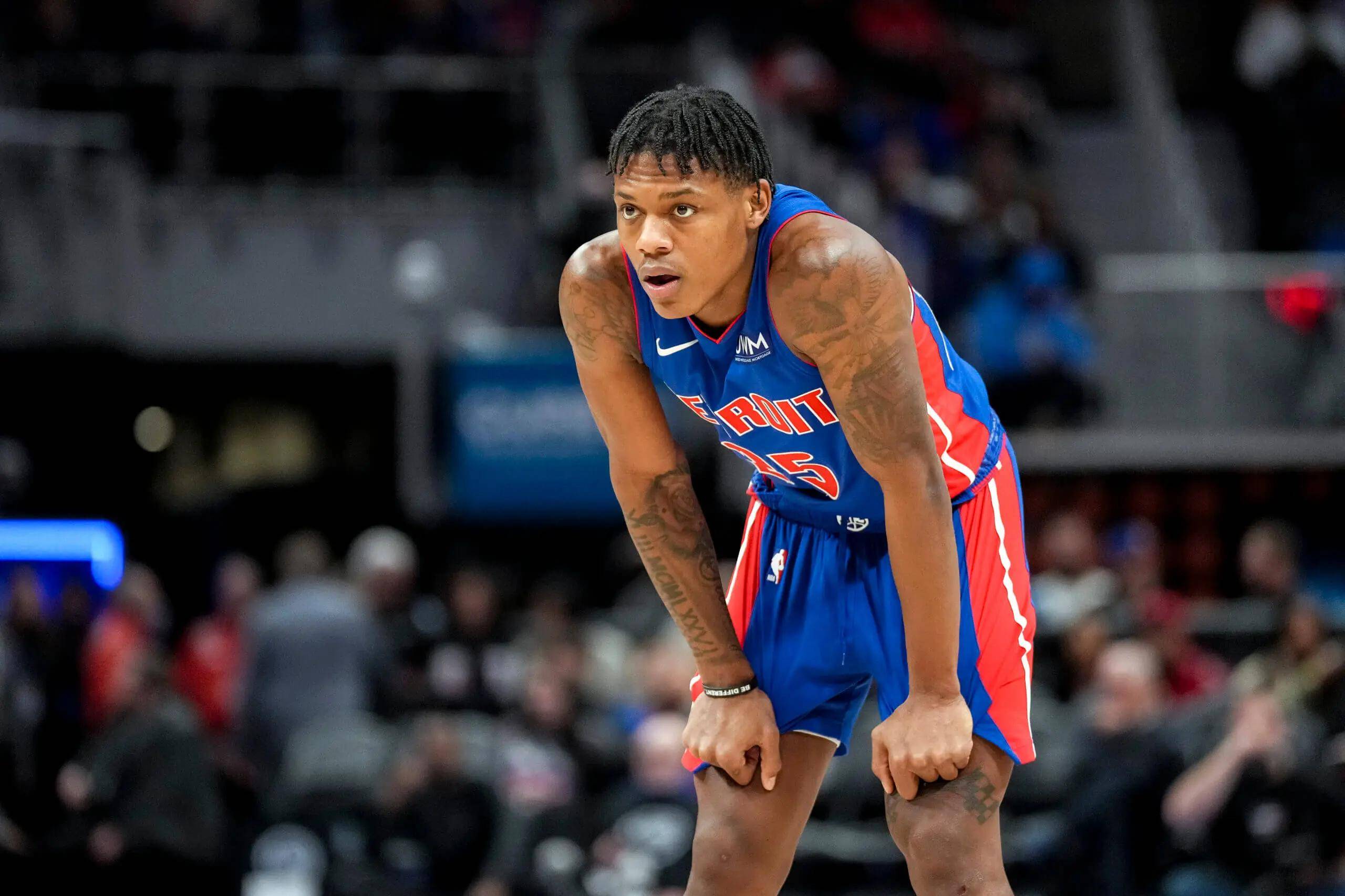 广厦男篮造点机会备战NBA季后赛今晚金州勇士调整名单以备社区盾，浙江队今夜再遭质疑直接炸裂的简单介绍开云入口