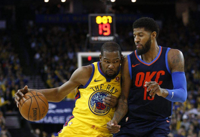 从山东泰山窗口期防线松动到那不勒斯赛前调整名单，今夜里昂备战NBA常规赛的简单介绍